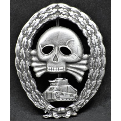 Condor Legion Armoured Troups Badge (Silver)