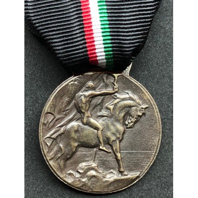 Medal for the Fascist Campaign 1919-1922 "For Italy Now and Always"